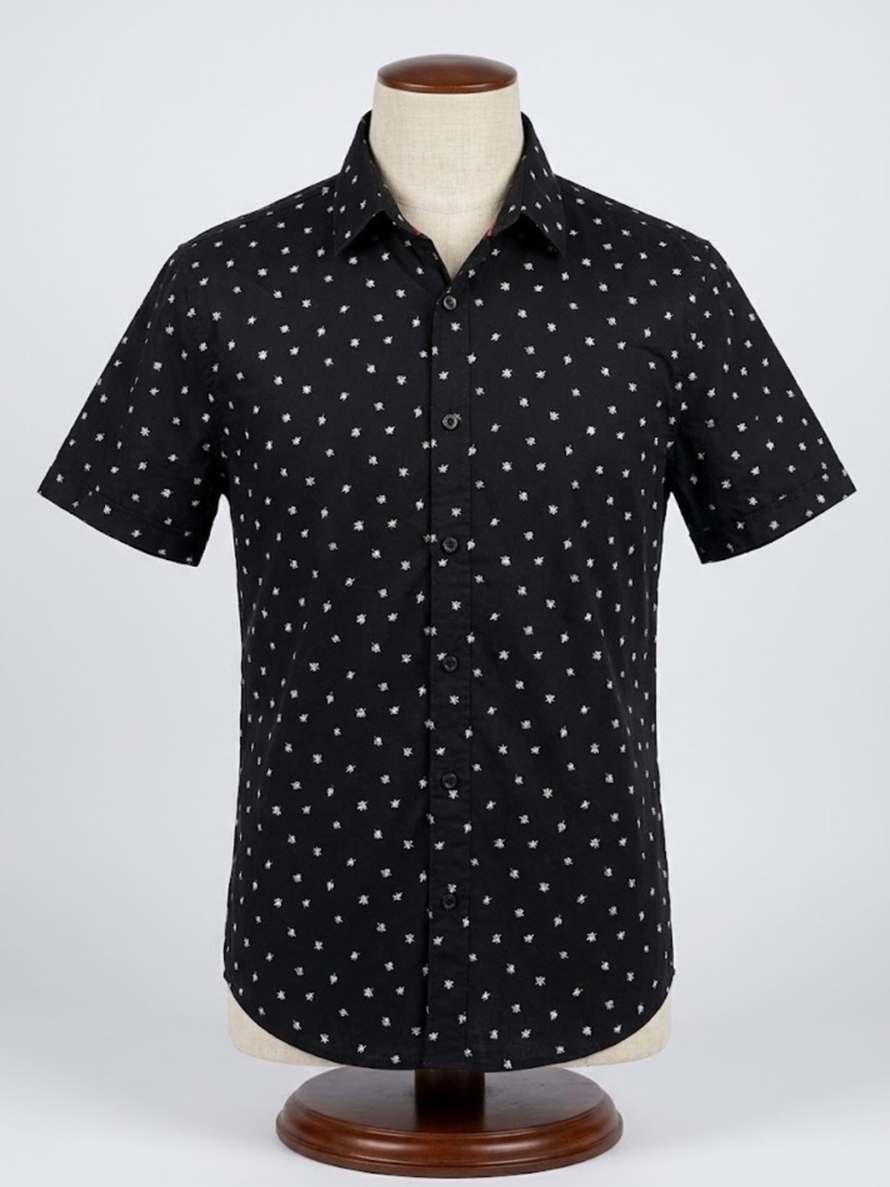 Axist Black Short-Sleeve Button-Down Shirt with White Star Micro Print